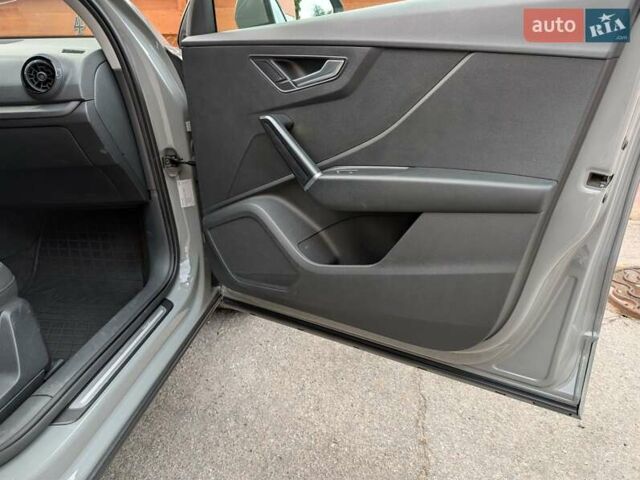 Ауді Ку2 2018 у Харкові на Automoto.ua Сірий Ауді Ку2, об'ємом двигуна 2 л та пробігом 125 тис. км за 23000 $, фото 10 на Automoto.ua