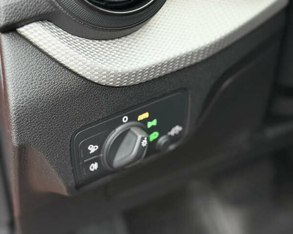 Оранжевый Ауди Ку2, объемом двигателя 1.4 л и пробегом 161 тыс. км за 19500 $, фото 11 на Automoto.ua