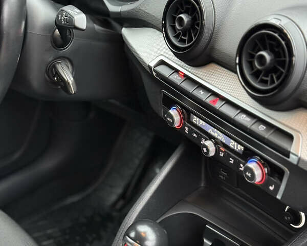 Оранжевый Ауди Ку2, объемом двигателя 1.4 л и пробегом 161 тыс. км за 19500 $, фото 15 на Automoto.ua