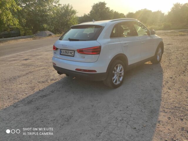 Білий Ауді Ку3, об'ємом двигуна 2 л та пробігом 250 тис. км за 10000 $, фото 5 на Automoto.ua