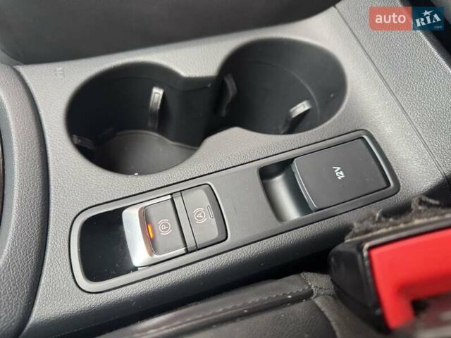 Ауди Ку3 2012 в Харькове на Automoto.ua Белый Ауди Ку3, объемом двигателя 1.98 л и пробегом 112 тыс. км за 15900 $, фото 20 на Automoto.ua