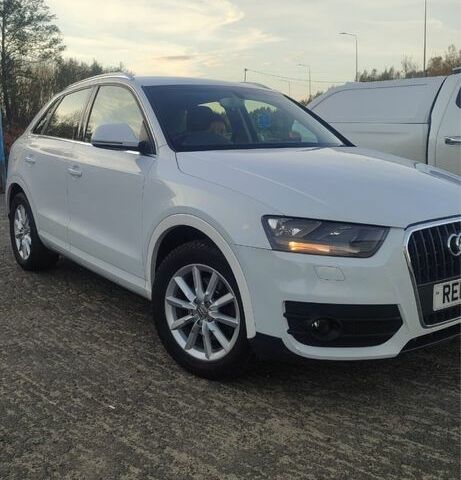 Білий Ауді Ку3, об'ємом двигуна 2 л та пробігом 243 тис. км за 6300 $, фото 4 на Automoto.ua