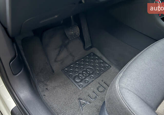 Білий Ауді Ку3, об'ємом двигуна 2 л та пробігом 205 тис. км за 16700 $, фото 19 на Automoto.ua