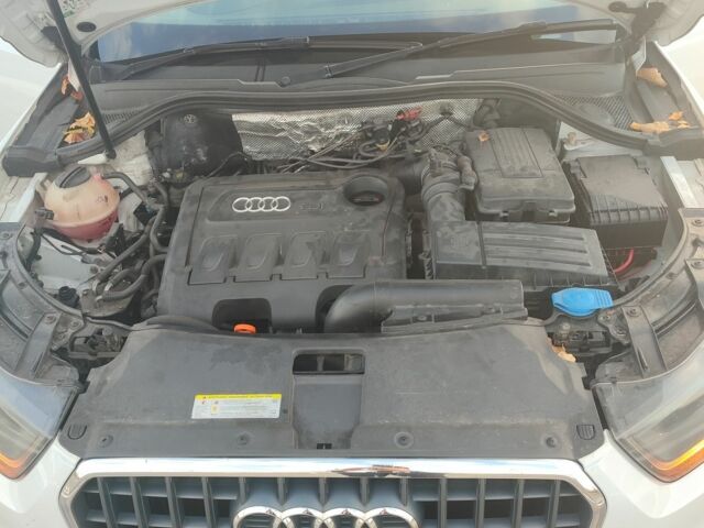 Белый Ауди Ку3, объемом двигателя 2 л и пробегом 255 тыс. км за 6150 $, фото 1 на Automoto.ua