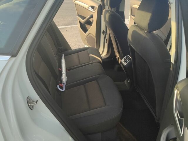 Белый Ауди Ку3, объемом двигателя 2 л и пробегом 255 тыс. км за 6150 $, фото 5 на Automoto.ua