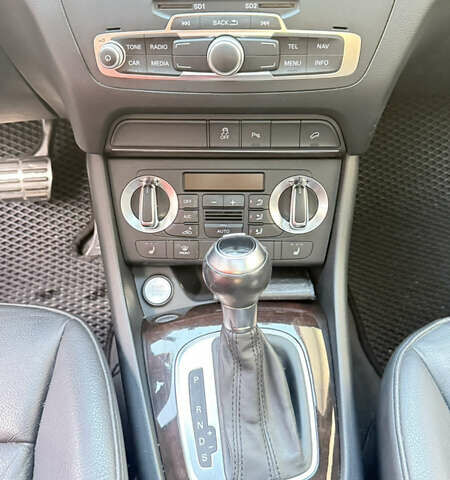 Білий Ауді Ку3, об'ємом двигуна 1.98 л та пробігом 128 тис. км за 16850 $, фото 14 на Automoto.ua