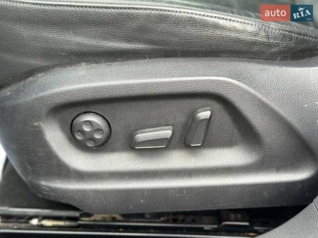 Белый Ауди Ку3, объемом двигателя 1.98 л и пробегом 205 тыс. км за 11200 $, фото 7 на Automoto.ua