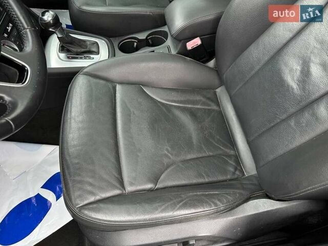 Белый Ауди Ку3, объемом двигателя 1.98 л и пробегом 205 тыс. км за 11200 $, фото 8 на Automoto.ua