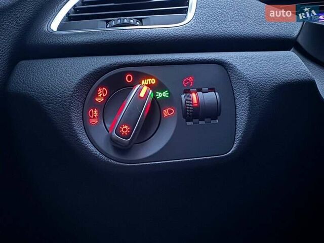 Білий Ауді Ку3, об'ємом двигуна 1.98 л та пробігом 119 тис. км за 16490 $, фото 16 на Automoto.ua