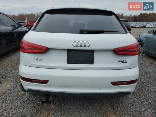 Белый Ауди Ку3, объемом двигателя 2 л и пробегом 111 тыс. км за 2900 $, фото 5 на Automoto.ua