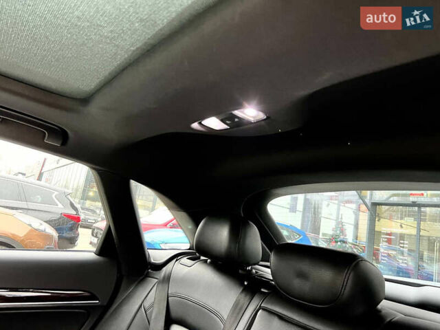 Белый Ауди Ку3, объемом двигателя 1.98 л и пробегом 123 тыс. км за 14000 $, фото 13 на Automoto.ua