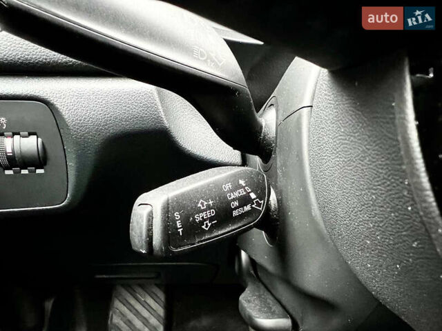 Белый Ауди Ку3, объемом двигателя 1.98 л и пробегом 123 тыс. км за 14000 $, фото 42 на Automoto.ua