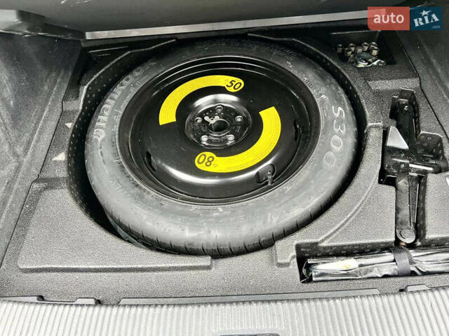 Белый Ауди Ку3, объемом двигателя 1.98 л и пробегом 123 тыс. км за 14000 $, фото 11 на Automoto.ua