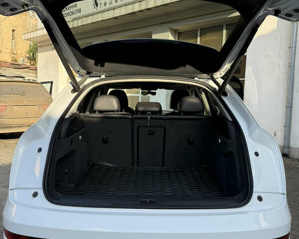 Ауді Ку3 2015 у Одесі на Automoto.ua Білий Ауді Ку3, об'ємом двигуна 2 л та пробігом 208 тис. км за 16600 $, фото 9 на Automoto.ua