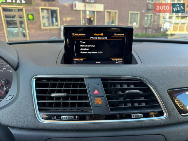 Білий Ауді Ку3, об'ємом двигуна 1.98 л та пробігом 208 тис. км за 16500 $, фото 23 на Automoto.ua