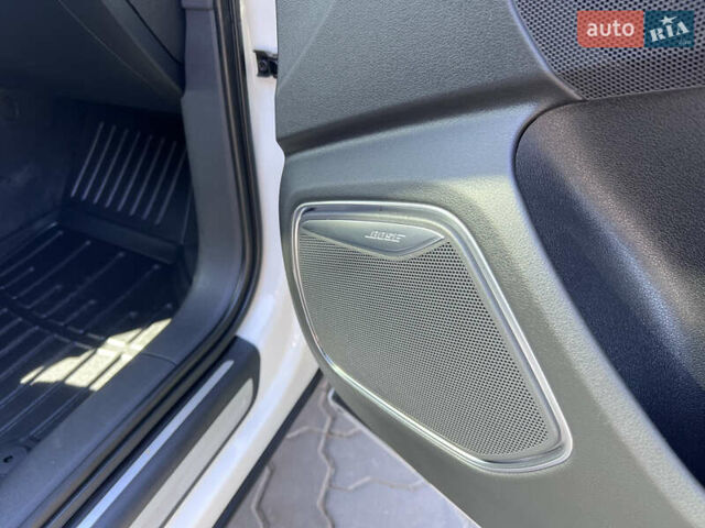 Белый Ауди Ку3, объемом двигателя 1.98 л и пробегом 210 тыс. км за 14990 $, фото 30 на Automoto.ua