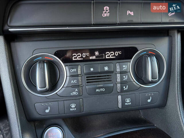 Білий Ауді Ку3, об'ємом двигуна 1.98 л та пробігом 208 тис. км за 16500 $, фото 25 на Automoto.ua