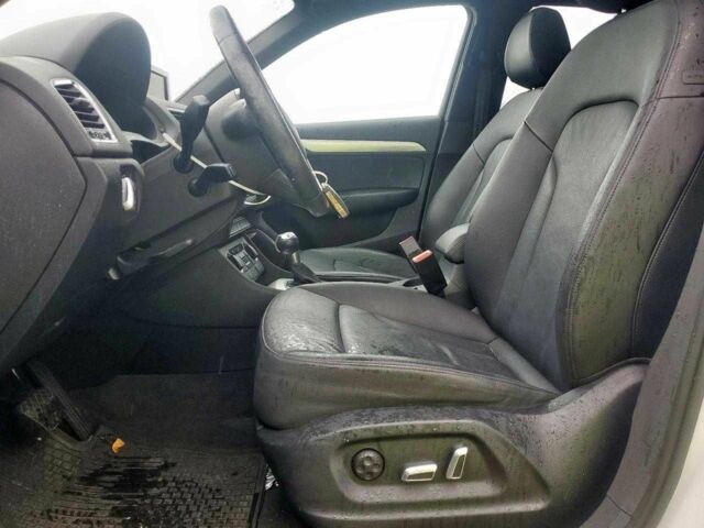 Ауди Ку3 2016 в Черновцах на Automoto.ua Белый Ауди Ку3, объемом двигателя 2 л и пробегом 96 тыс. км за 3800 $, фото 11 на Automoto.ua