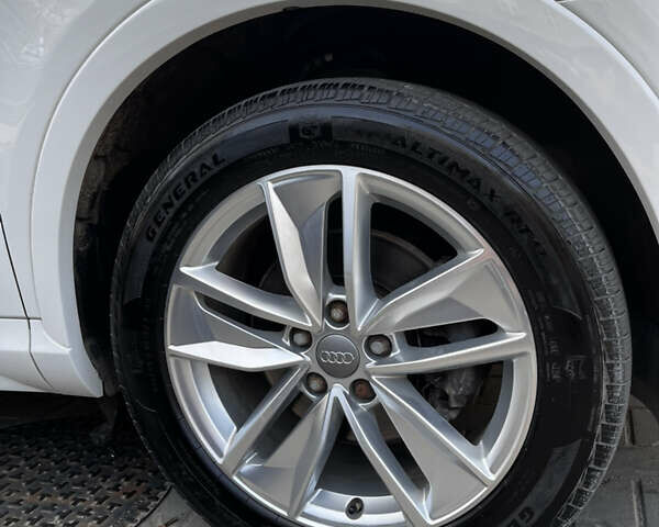 Білий Ауді Ку3, об'ємом двигуна 1.98 л та пробігом 149 тис. км за 16800 $, фото 14 на Automoto.ua