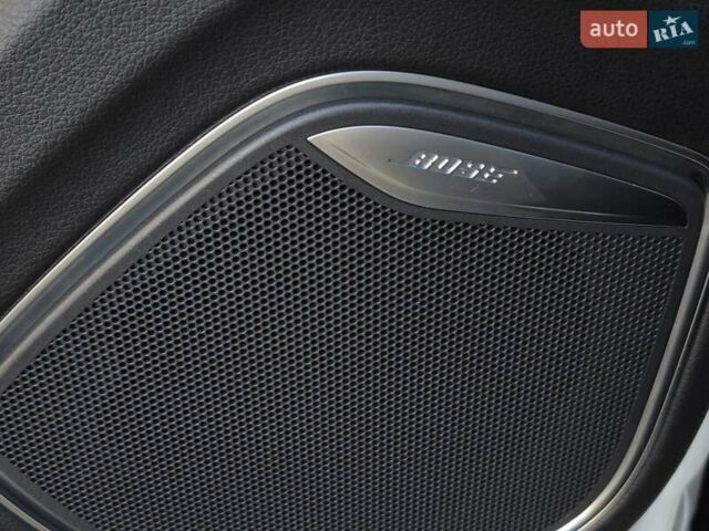 Білий Ауді Ку3, об'ємом двигуна 1.98 л та пробігом 189 тис. км за 16400 $, фото 23 на Automoto.ua