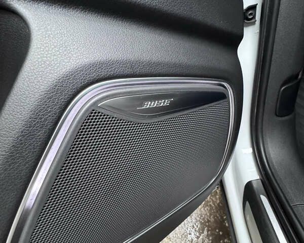 Белый Ауди Ку3, объемом двигателя 1.98 л и пробегом 127 тыс. км за 16500 $, фото 22 на Automoto.ua