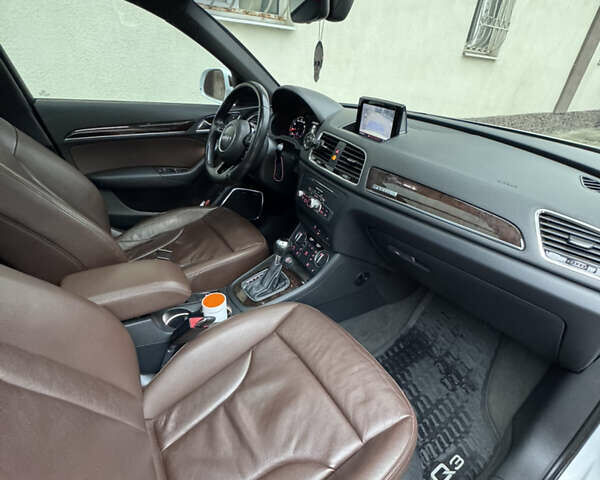 Белый Ауди Ку3, объемом двигателя 1.98 л и пробегом 127 тыс. км за 16500 $, фото 14 на Automoto.ua