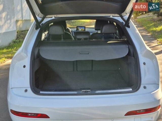 Білий Ауді Ку3, об'ємом двигуна 1.98 л та пробігом 189 тис. км за 16400 $, фото 23 на Automoto.ua