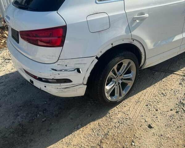 Білий Ауді Ку3, об'ємом двигуна 2 л та пробігом 173 тис. км за 9600 $, фото 4 на Automoto.ua