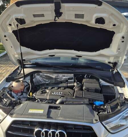 Белый Ауди Ку3, объемом двигателя 2 л и пробегом 279 тыс. км за 15900 $, фото 20 на Automoto.ua