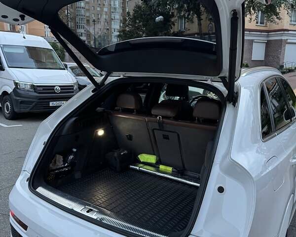 Белый Ауди Ку3, объемом двигателя 1.98 л и пробегом 178 тыс. км за 20000 $, фото 19 на Automoto.ua
