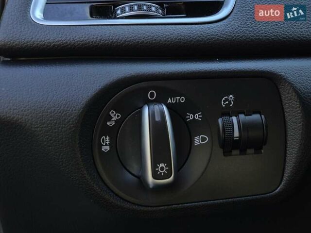 Білий Ауді Ку3, об'ємом двигуна 1.98 л та пробігом 189 тис. км за 16400 $, фото 43 на Automoto.ua