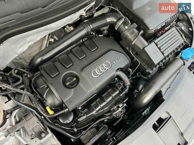 Белый Ауди Ку3, объемом двигателя 2 л и пробегом 208 тыс. км за 14700 $, фото 30 на Automoto.ua
