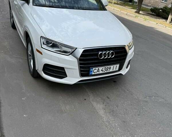 Білий Ауді Ку3, об'ємом двигуна 1.98 л та пробігом 127 тис. км за 18700 $, фото 12 на Automoto.ua