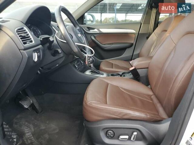 Белый Ауди Ку3, объемом двигателя 1.98 л и пробегом 120 тыс. км за 2500 $, фото 7 на Automoto.ua