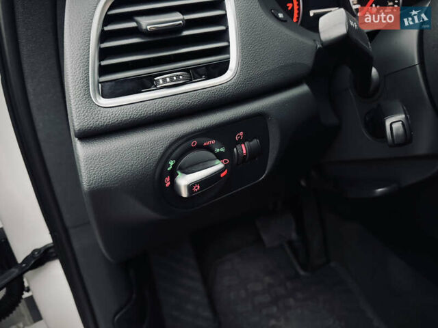 Белый Ауди Ку3, объемом двигателя 2 л и пробегом 80 тыс. км за 19990 $, фото 59 на Automoto.ua