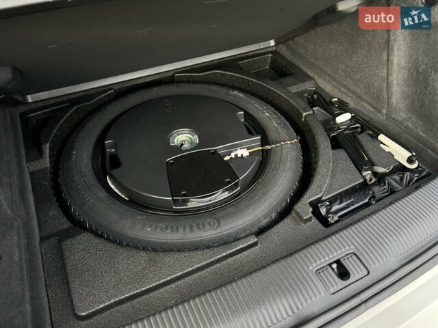 Белый Ауди Ку3, объемом двигателя 2 л и пробегом 208 тыс. км за 14700 $, фото 37 на Automoto.ua