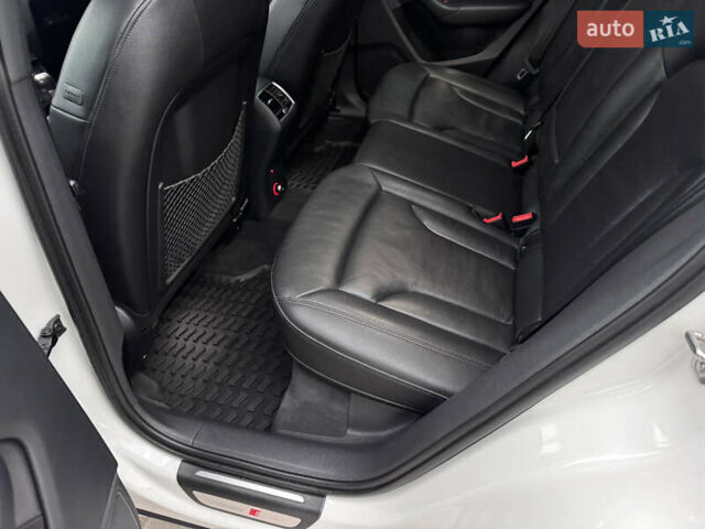 Белый Ауди Ку3, объемом двигателя 2 л и пробегом 80 тыс. км за 19990 $, фото 42 на Automoto.ua