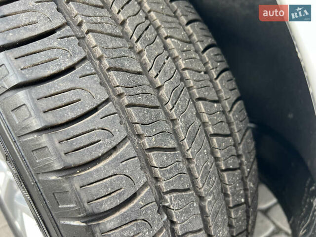 Белый Ауди Ку3, объемом двигателя 2 л и пробегом 208 тыс. км за 14700 $, фото 25 на Automoto.ua