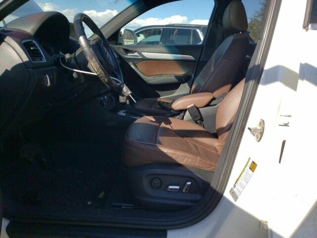 Белый Ауди Ку3, объемом двигателя 2 л и пробегом 72 тыс. км за 3000 $, фото 6 на Automoto.ua