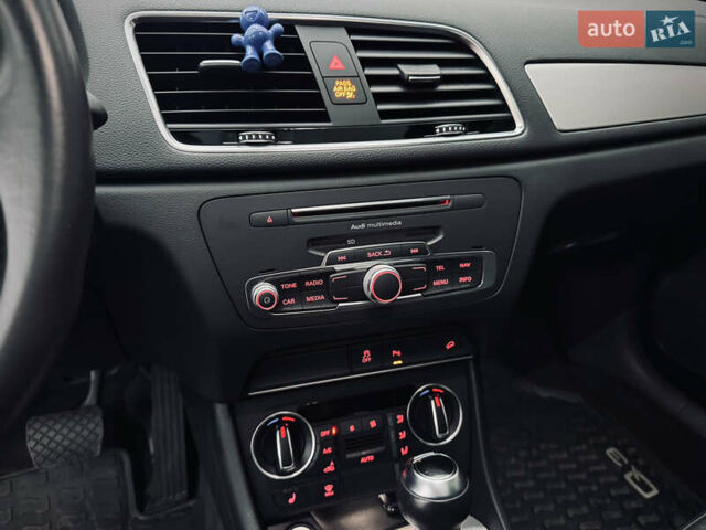 Белый Ауди Ку3, объемом двигателя 2 л и пробегом 80 тыс. км за 19990 $, фото 53 на Automoto.ua