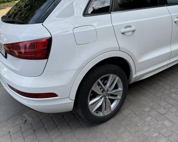 Білий Ауді Ку3, об'ємом двигуна 1.98 л та пробігом 127 тис. км за 18700 $, фото 26 на Automoto.ua