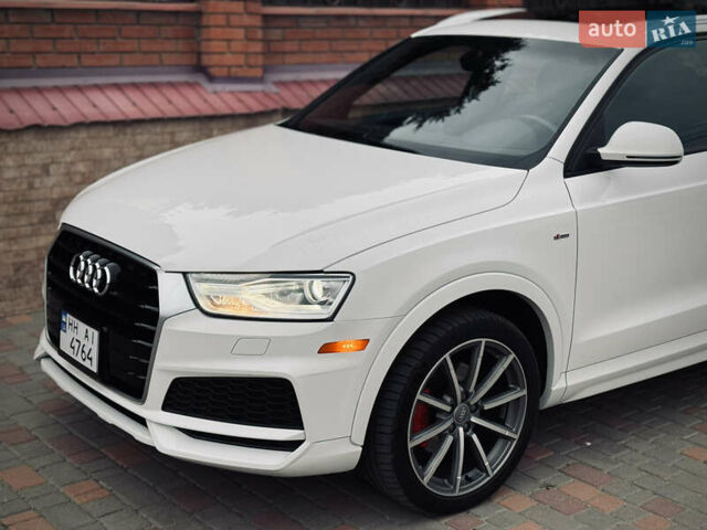 Белый Ауди Ку3, объемом двигателя 2 л и пробегом 80 тыс. км за 19990 $, фото 7 на Automoto.ua