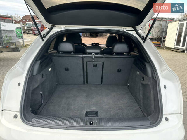 Ауди Ку3 2017 в Львове на Automoto.ua Белый Ауди Ку3, объемом двигателя 2 л и пробегом 206 тыс. км за 12999 $, фото 28 на Automoto.ua