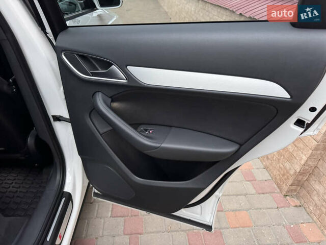 Белый Ауди Ку3, объемом двигателя 2 л и пробегом 80 тыс. км за 19990 $, фото 34 на Automoto.ua