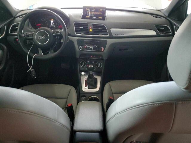Белый Ауди Ку3, объемом двигателя 2 л и пробегом 44 тыс. км за 3500 $, фото 7 на Automoto.ua