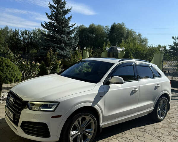Белый Ауди Ку3, объемом двигателя 1.98 л и пробегом 63 тыс. км за 18500 $, фото 9 на Automoto.ua
