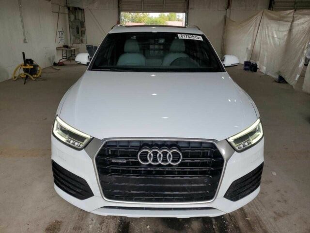 Белый Ауди Ку3, объемом двигателя 2 л и пробегом 44 тыс. км за 3500 $, фото 4 на Automoto.ua