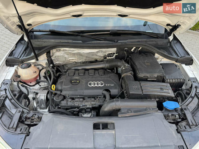 Білий Ауді Ку3, об'ємом двигуна 2 л та пробігом 92 тис. км за 21500 $, фото 27 на Automoto.ua