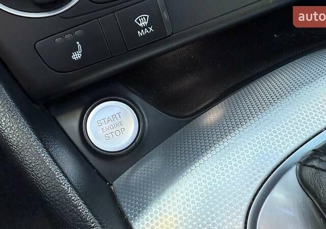 Білий Ауді Ку3, об'ємом двигуна 1.98 л та пробігом 118 тис. км за 19950 $, фото 31 на Automoto.ua