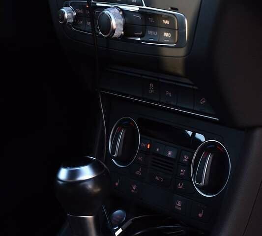 Ауди Ку3 2018 в Кривом Роге на Automoto.ua Белый Ауди Ку3, объемом двигателя 1.98 л и пробегом 150 тыс. км за 17650 $, фото 14 на Automoto.ua